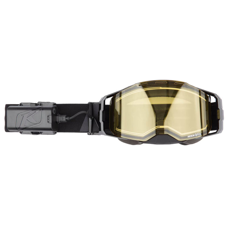 000 / Slope Black Light Yellow Tint