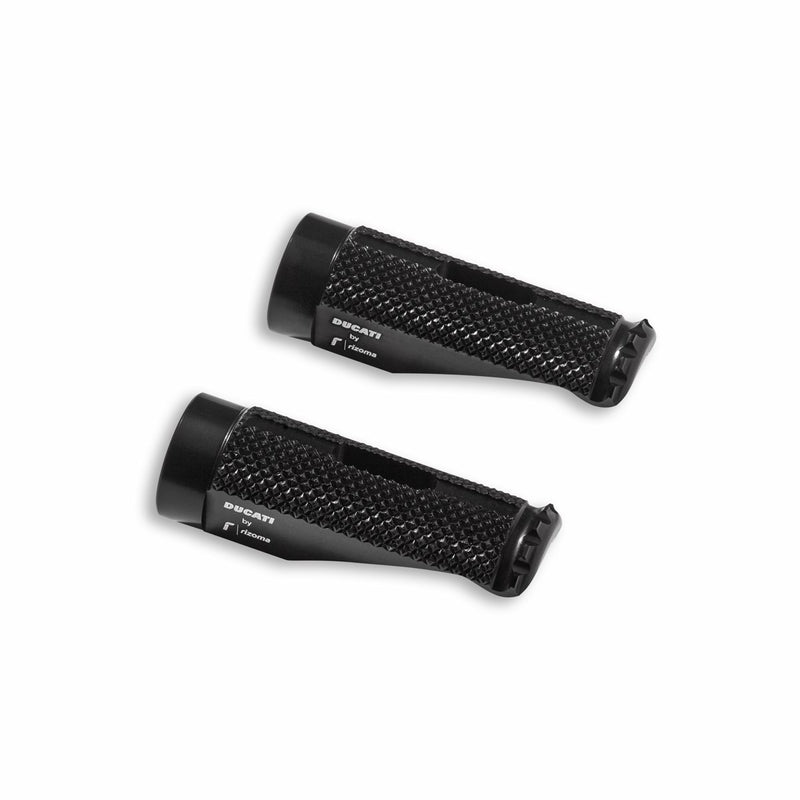 Billet aluminium footpegs.