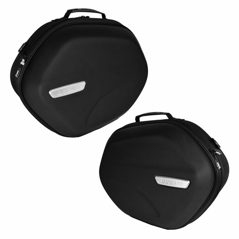 Semi-rigid side panniers.
