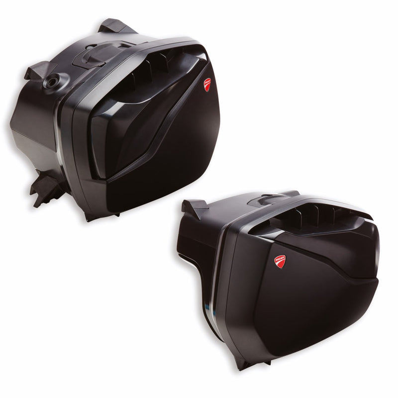 Plastic side panniers.