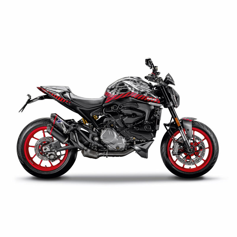 Monster Pixel customised fairings.