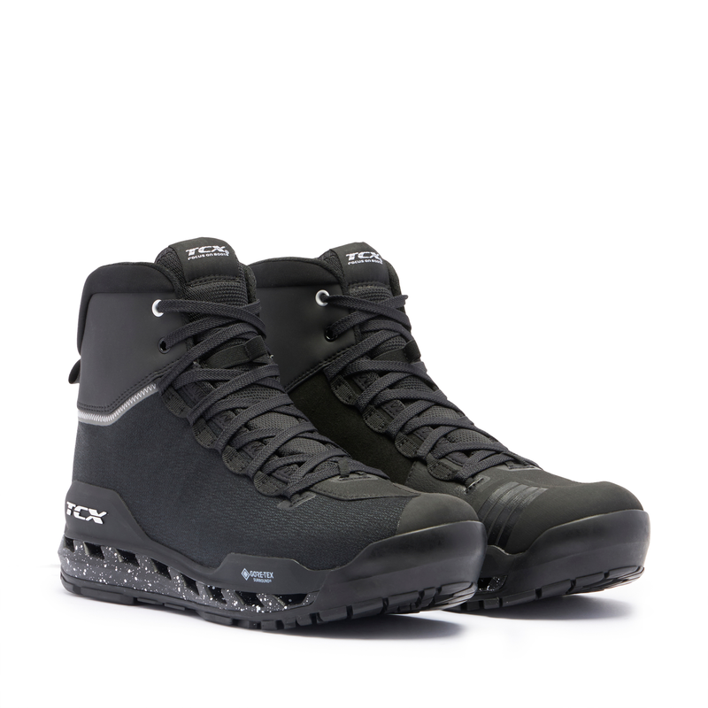 Climatrek Surround GTX Waterproof Touring Motorcycle Booties Men - Black/White