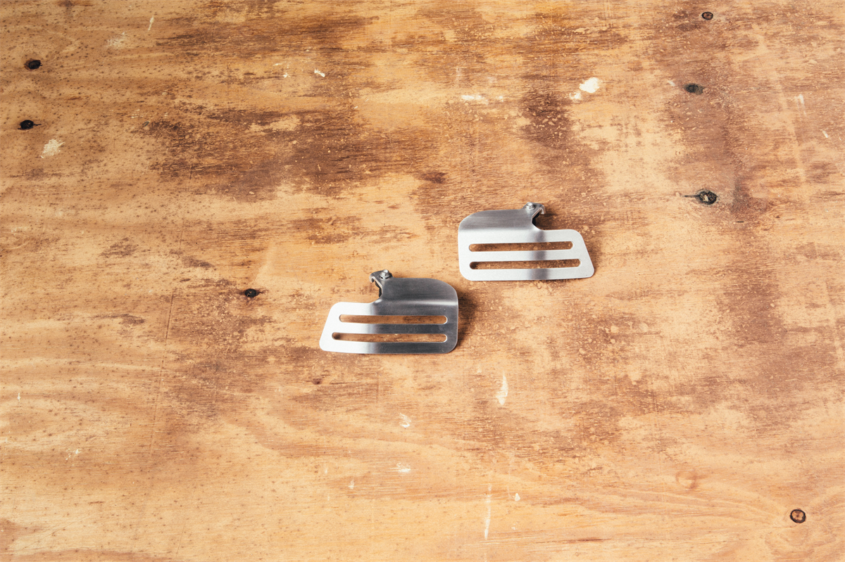SATIN ALUMINIUM INJECTOR COVERS - 2S000154