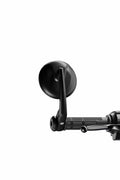 Handlebar RH rear-view mirror.