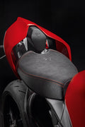 Single-seater tail guard.